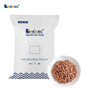 كرة سيراميك منشطة بالأيونات السالبة